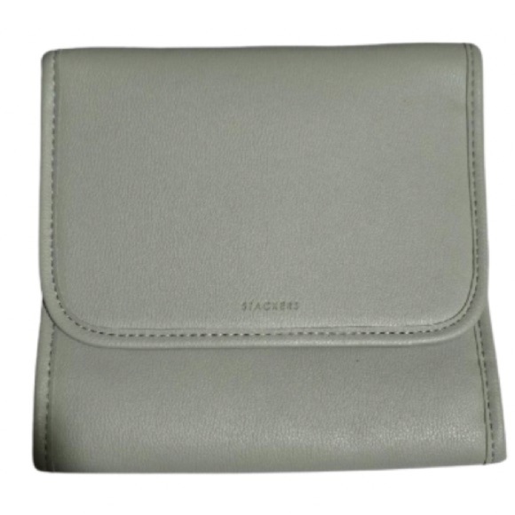 Stackers Hanging Wash Bag Light Sage Green-Amenities Travel Bag - Picture 1 of 4